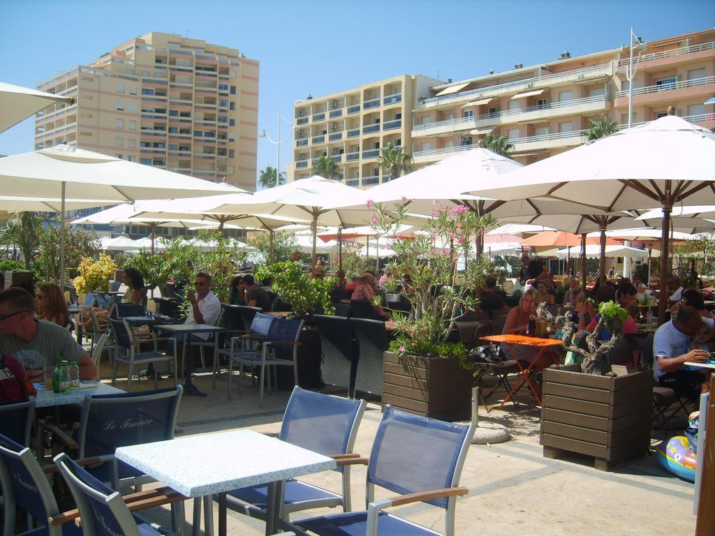 Canet Plage Appartement Vue Laterale Mer, 1 Chambre , Wifi, Climatisation, Parking Securise Couvert Exterior photo